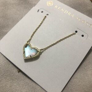 Kendra Scott Gold Heart Iridescent Keepsake Sweetheart Pendant Necklace